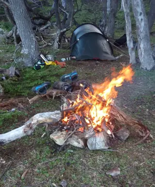 Grillabend mit einer Mapuche-Familie